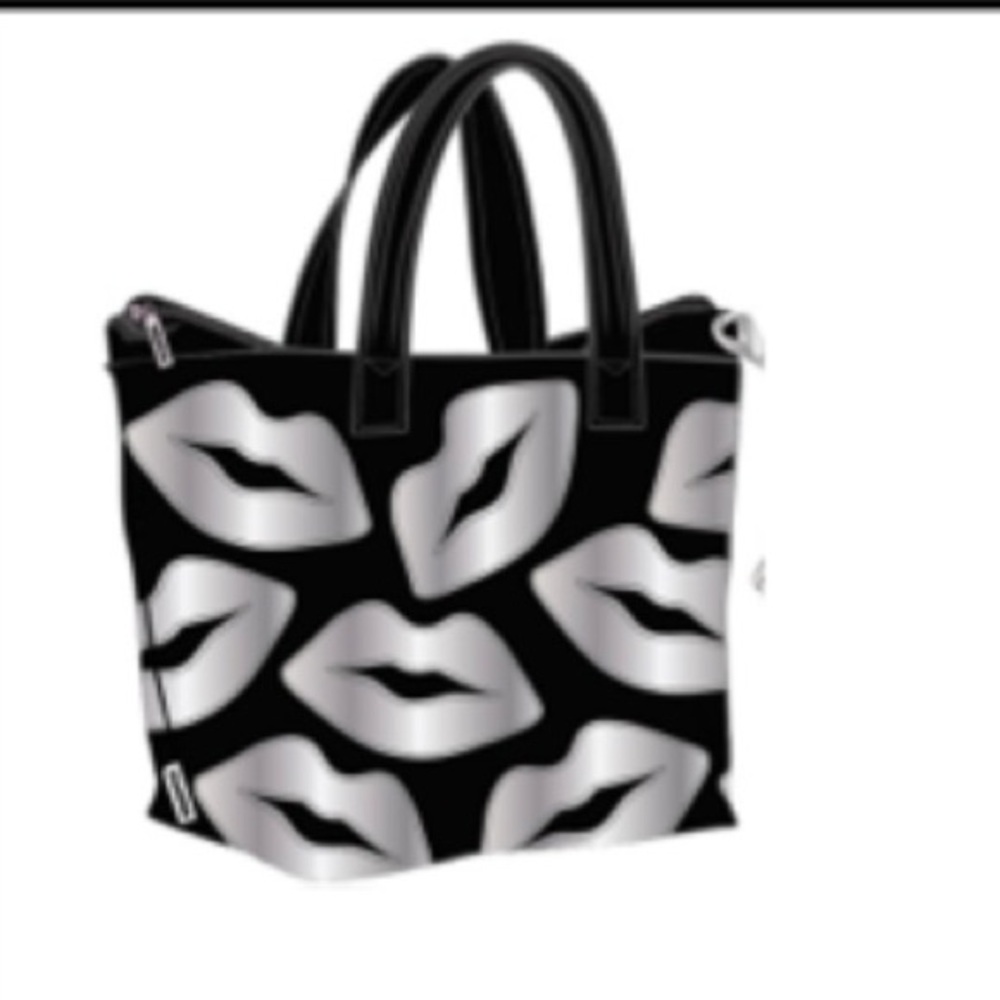 Wild Fox NWT Large Puffer Kissy Tote Bag